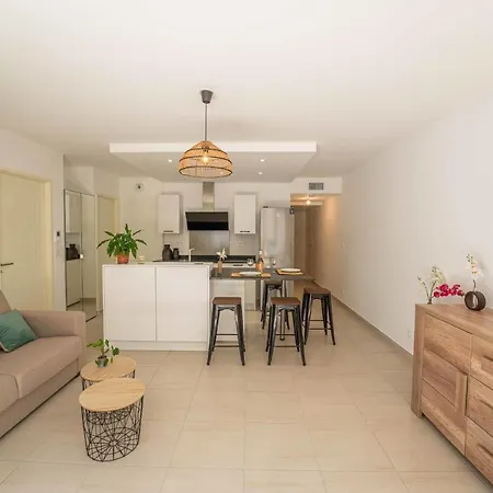 Apartment Les Lecques - Superb New Standing T3 With Garden Swimming Pool & Parking Saint-Cyr-sur-Mer